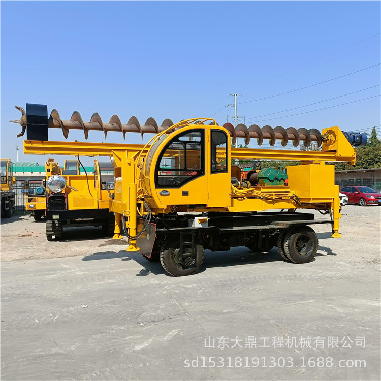 自建房地基螺旋钻机多角度引孔