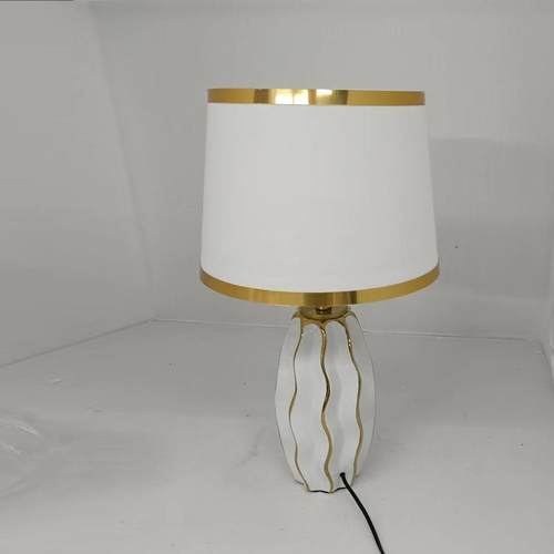 白色OVE绿色灯饰陶瓷底座现台灯床头柜台代简约卧室装台灯