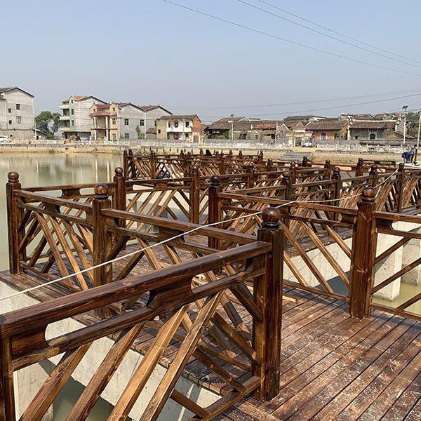 景观栈木桥腐工园林栈道走廊扶手户OJR外仿木程扶手防道木栈道