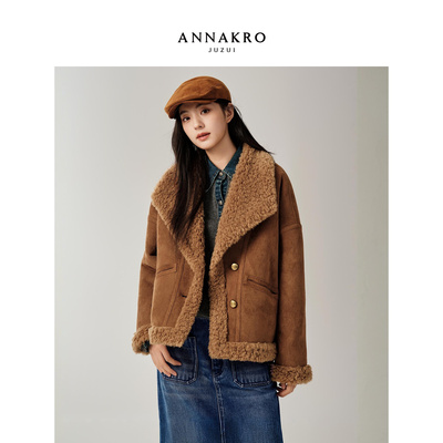 玖姿安娜蔻时髦美拉德翻领落肩短款仿皮毛一体外套女2025冬季新款