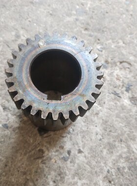 南通京鼎机床厂端面龙门铣床X1560电机齿轮Z28/M2.5内孔38*10高90