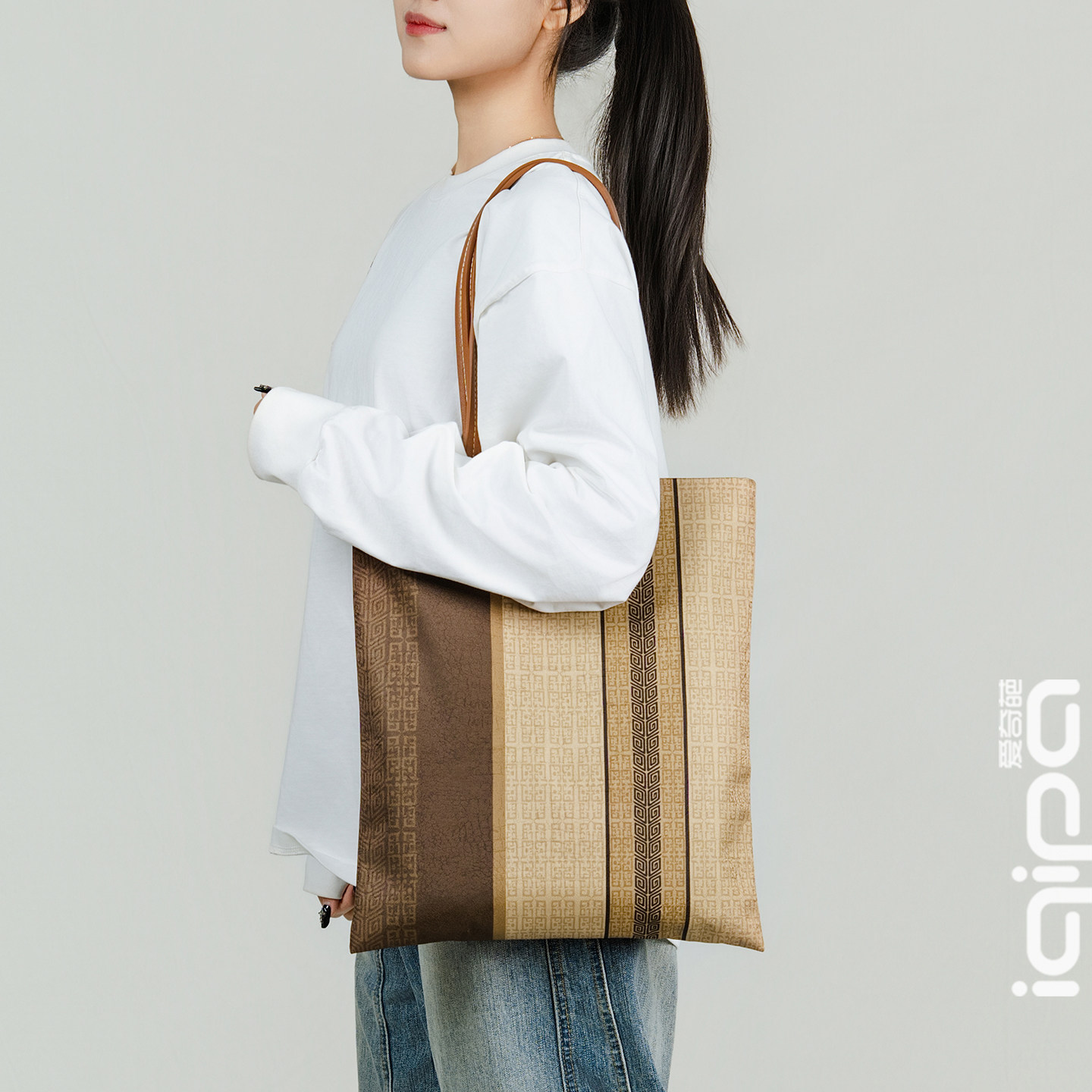 爱奇葩原创青铜云边条纹手提包国风撞色古典大容量时尚文创单肩包,箱包皮具/热销女包/男包,时尚帆布包,淘宝优惠券,粉丝福利购,淘宝优惠卷