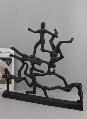 北欧创意杂技人物雕塑摆件客厅玄关酒店书房电P视柜样板房家居饰