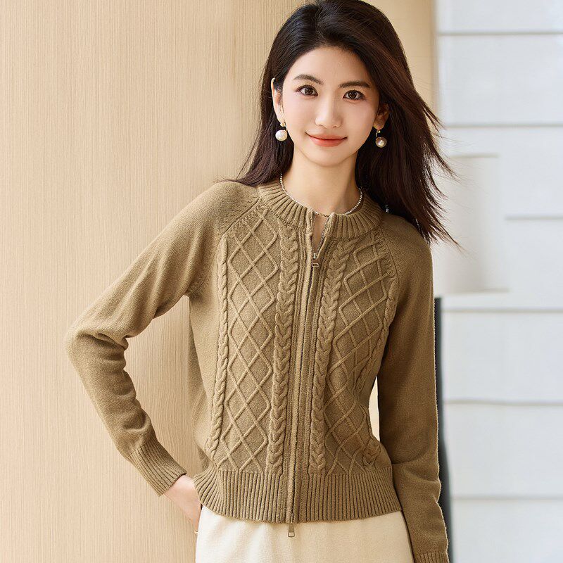 高腰短款毛衣开衫外套女2024新款秋冬加厚小个子气质高级感针织衫