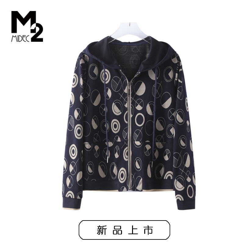 M2女装2024春秋款短外套夹克中年微胖妈妈宽松大码长袖连帽拉链衫