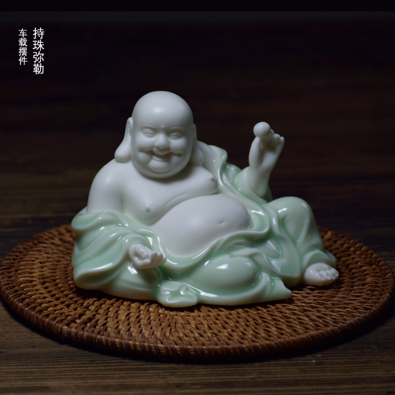 创意中式陶瓷保平安汽车载摆件家用弥勒佛像供奉招财笑佛车内饰品