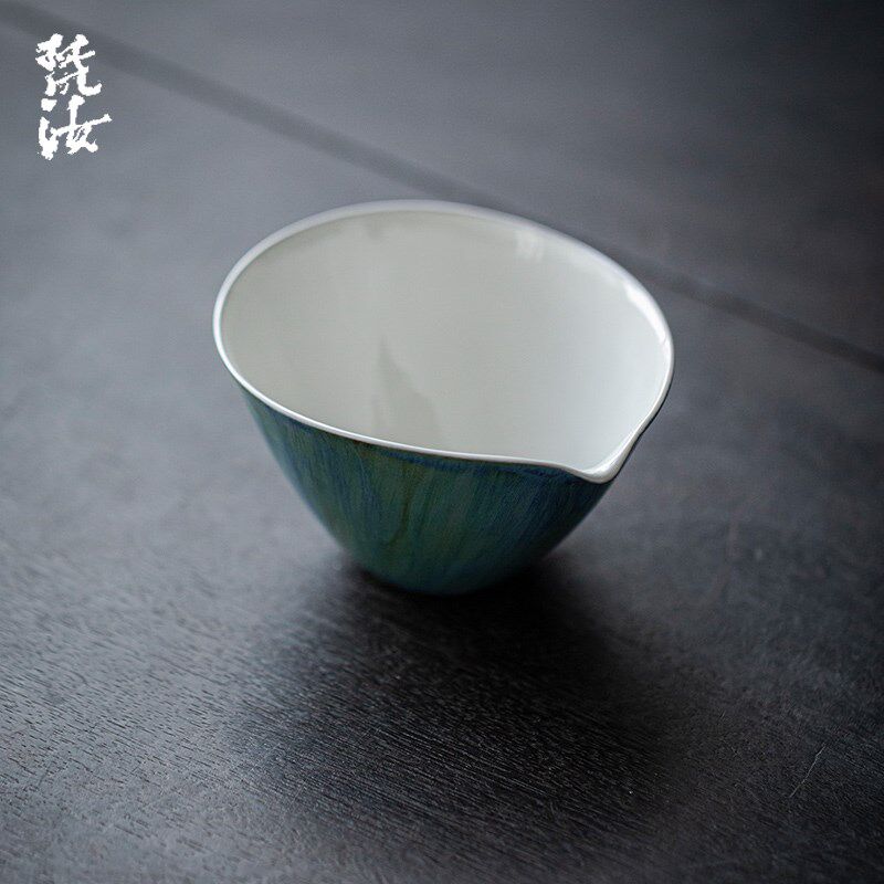 梵汝官绿釉游近公道杯陶瓷公杯分茶E器倒茶器公杯家用功夫茶具配