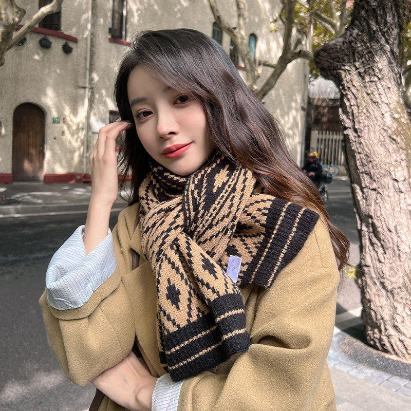 围巾女秋冬款韩版新款百搭双面菱形格子针织围巾保暖护颈围脖披肩