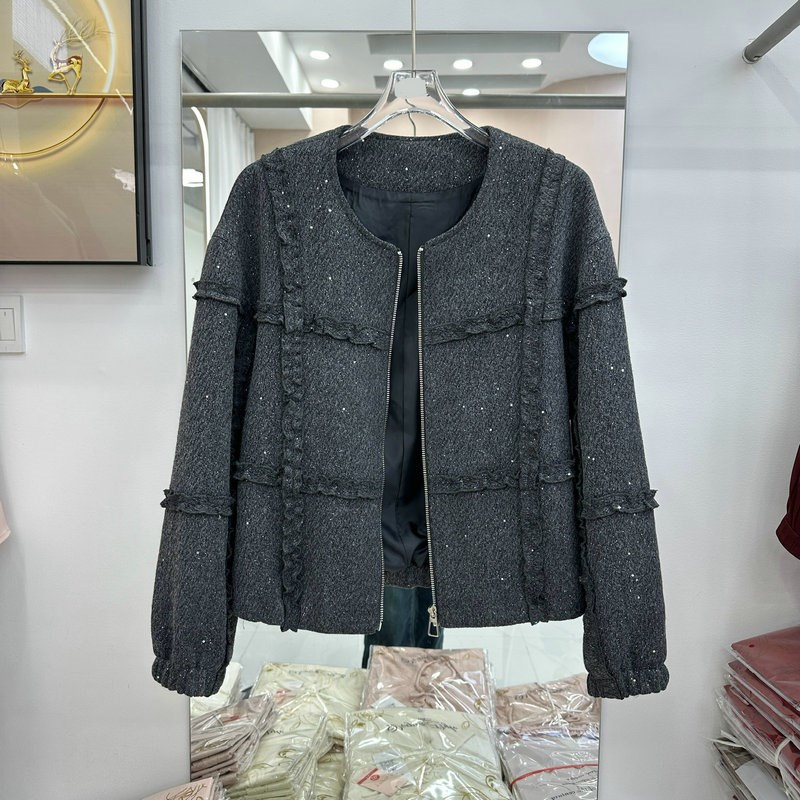时尚妈妈装短款棒球服外套春装新款洋气减龄小个子夹克中老年上衣