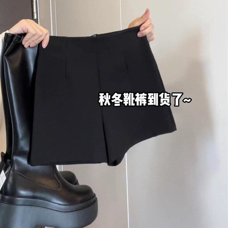 黑色辣妹短裤女春秋夏外穿2025新款配靴子高腰a字防走光打底裤子
