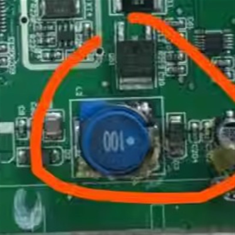 100 10UH 电感 比亚迪东风风光580荣威幻速智能盒蓝色电感全新2脚