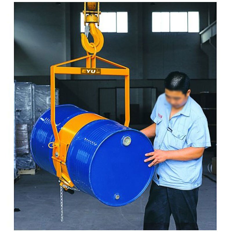 叉车行车两用铁桶塑料桶翻转夹具吊具吊夹手动链条翻转倒料倒桶器
