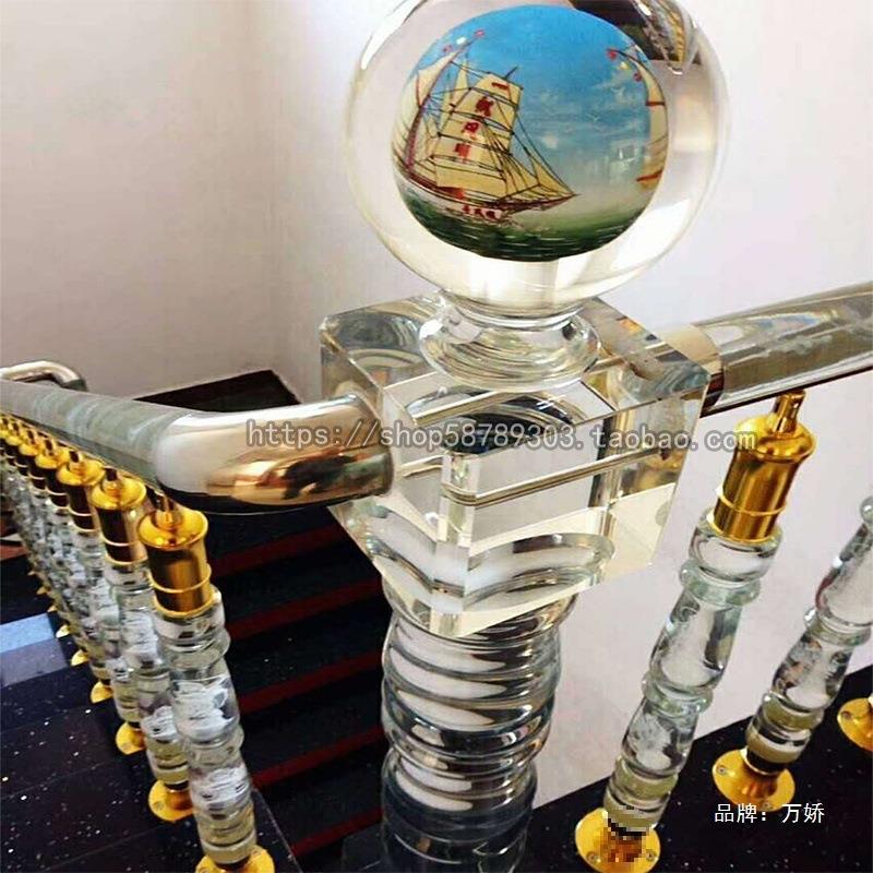 别璃墅装DSC修个楼梯柱性子起步柱断子材质水晶玻发光玄关隔屏风