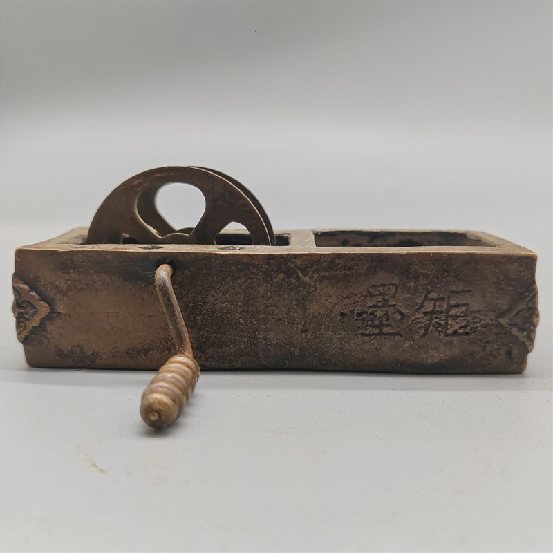 仿古做旧古玩收藏铜墨斗摆件复古纯铜仿民国古董墨斗收藏工艺品