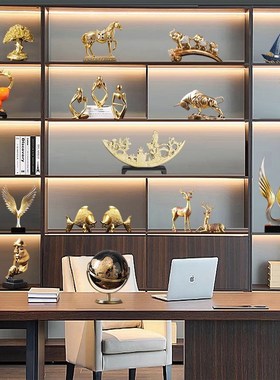 轻奢摆件高端大气o上档次领导办公室酒柜装饰品工艺品