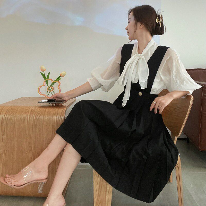 秋冬外穿西装黑色百褶A字背带裙V领背心裙无袖连衣裙减龄褶皱女装