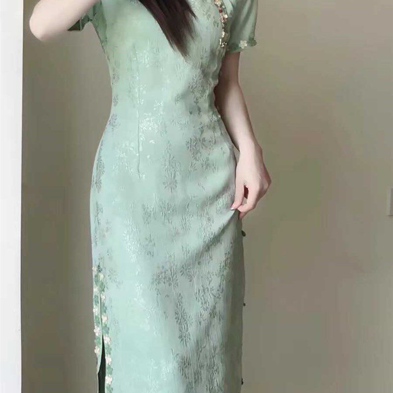 新中式国风改良旗袍2024年夏季新款清新波浪裙摆少女绿色连衣裙春