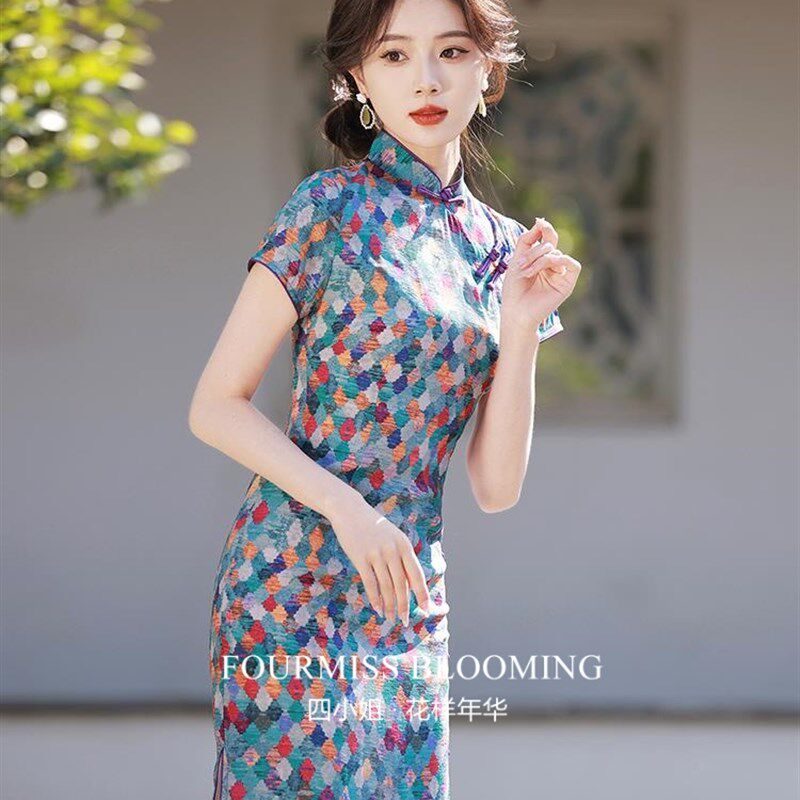 【语言】中式旗袍 2025龙新中国风改良少女装温柔的春天