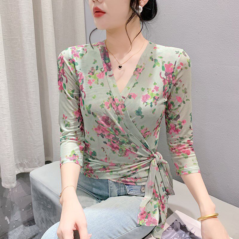 欧货印花V领网纱T恤女七分袖设计感交叉系带上衣收腰显瘦气质小衫