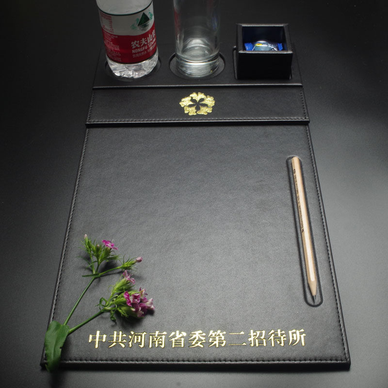 定制磁性A4会议夹办公用品酒店PUD皮垫板写字板连体三孔杯托桌台
