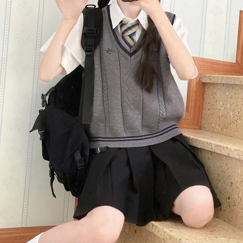 【东京岁时记】日系可爱毛衣马甲宽松/佐佐本野/设计感小众上衣