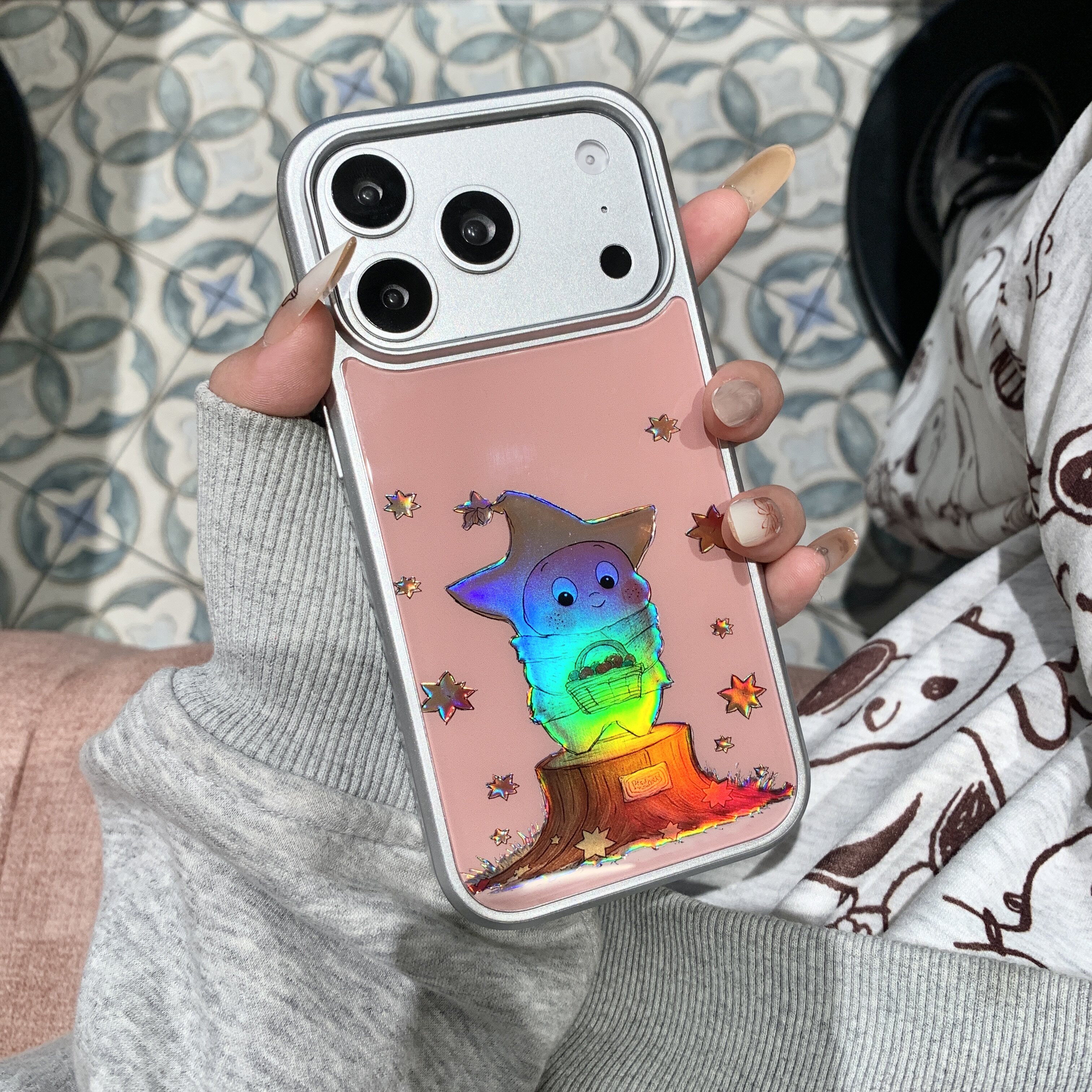 卡通鎏金木桩果篮星星人适用iPhone17promax手机壳苹果15pro新款16可爱卡通13新款14精孔大视窗15防摔磁吸壳