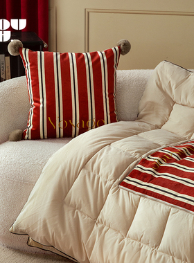 OO网红风爱心红色客厅沙发抱枕C被二合一车载被简约结婚办公室