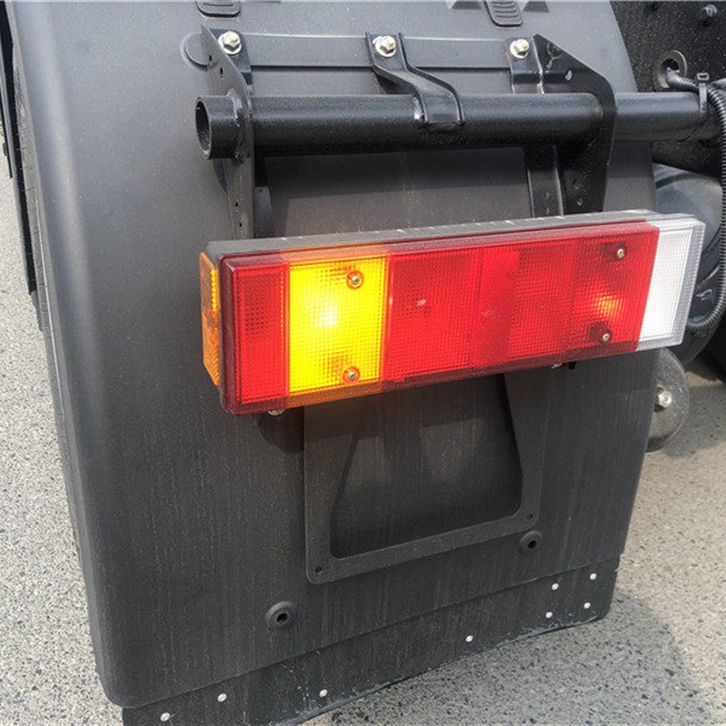 包邮正品东风天龙尾灯总成大力神后转向灯壳后刹车灯大运昊龙组合