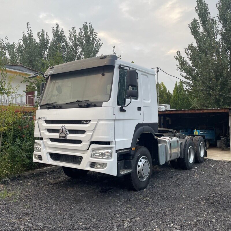 半挂拖车头豪沃双驱牵引车375马力 HOWO运输货车 牵引车头拖车板