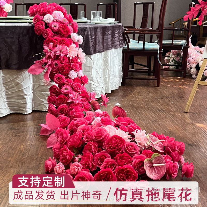 新款婚房客厅餐厅瀑布仿真花