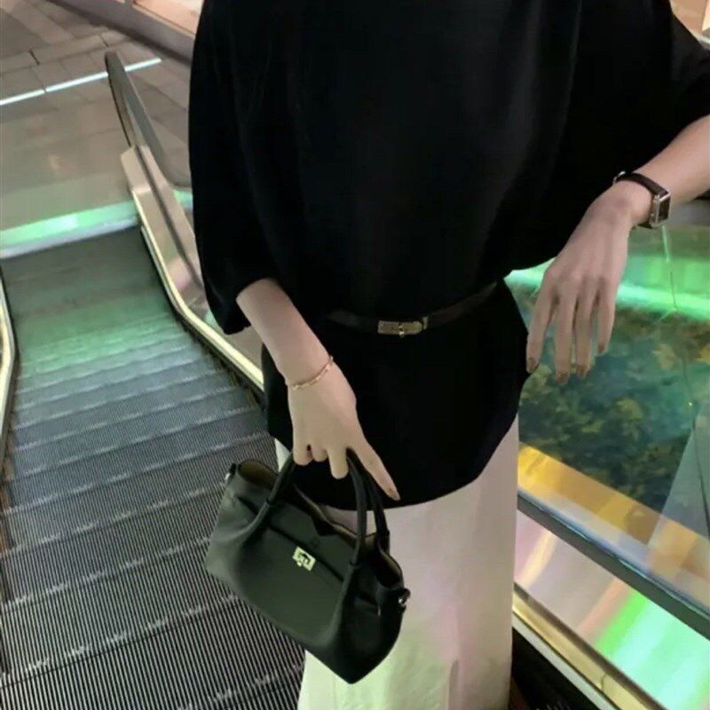 高级感圆领冰丝老钱风穿搭松弛感一整套宽松上衣配腰带半身裙套装