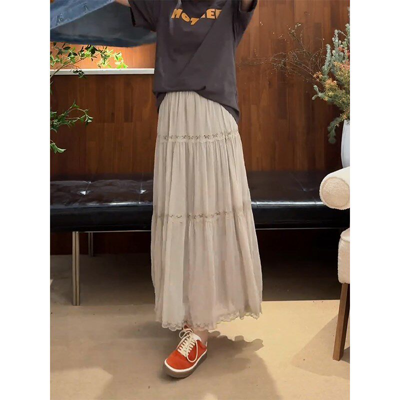 奶杏色韩系半身裙女2025夏季新款蕾丝拼接小众大摆显瘦气质长裙