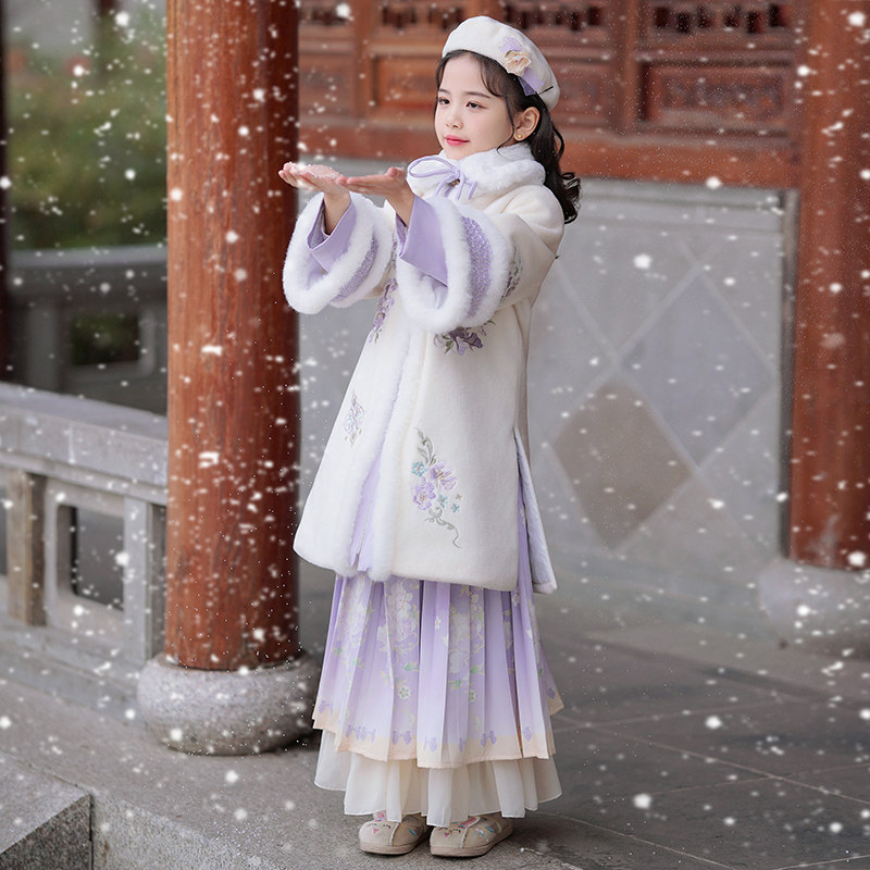汉服女童冬季2024新款儿童古风唐装秋冬款古装拜年服国风过年冬装