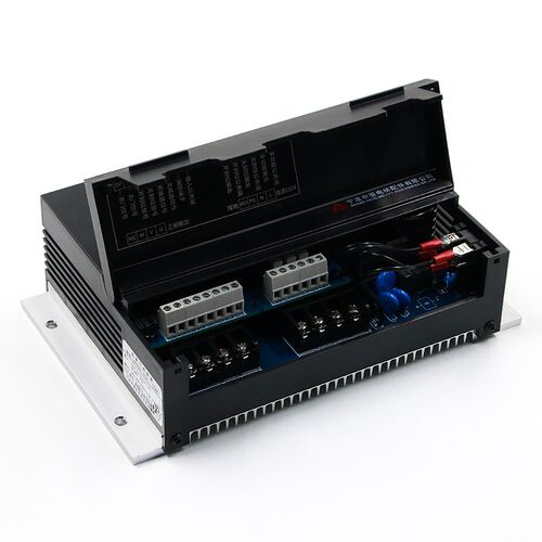 宁波申菱电梯门机变频器NSFC01-01A调试操作控制器0.4KW原装配件