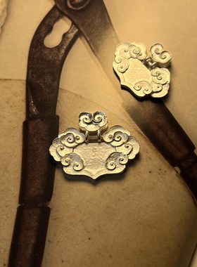 轻风版祥云银锁