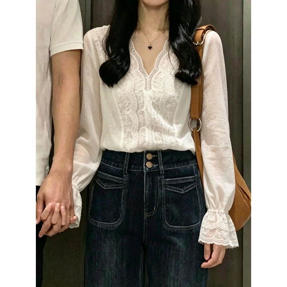衬衫女法式蕾丝领衬衣韩版2026爆款洋气上衣长袖显瘦内搭小衫潮