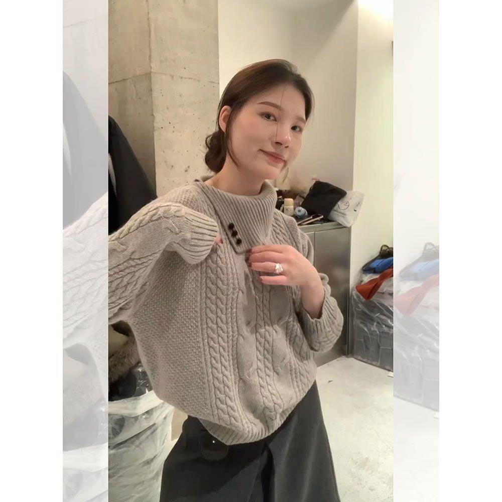 法式复古灰色翻领麻花套头毛衣女秋冬慵懒高级感外穿宽松针织上衣