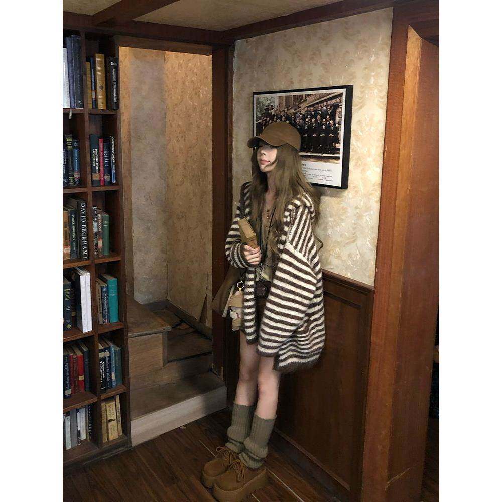 韩系慵懒条纹连帽针织开衫女2026春季新款中长款毛衣外套