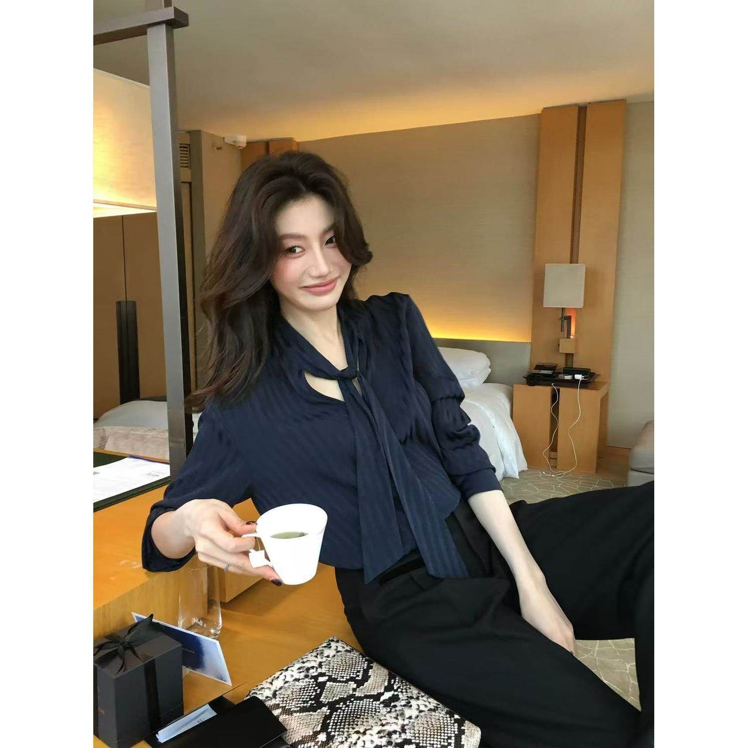 蝴蝶结飘带衬衫女长袖领设计感百搭宽松通勤百搭防晒气质上衣