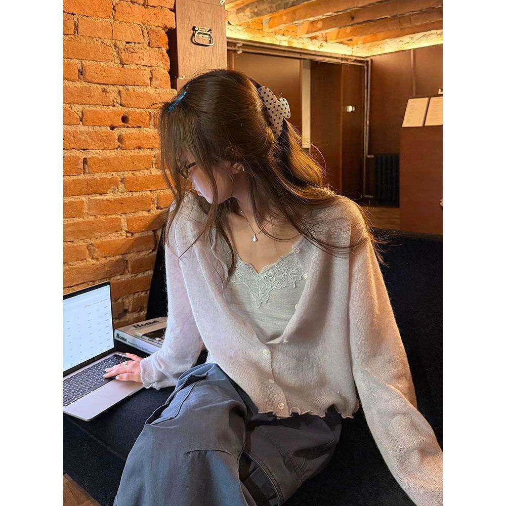 温柔风韩系紫色针织开衫外套女秋季独特漂亮毛衣外穿宽松显瘦上衣