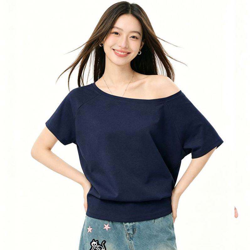 淘稚气女款2026新款爆款洋气女装夏季露肩短袖恤纯色一字肩上衣