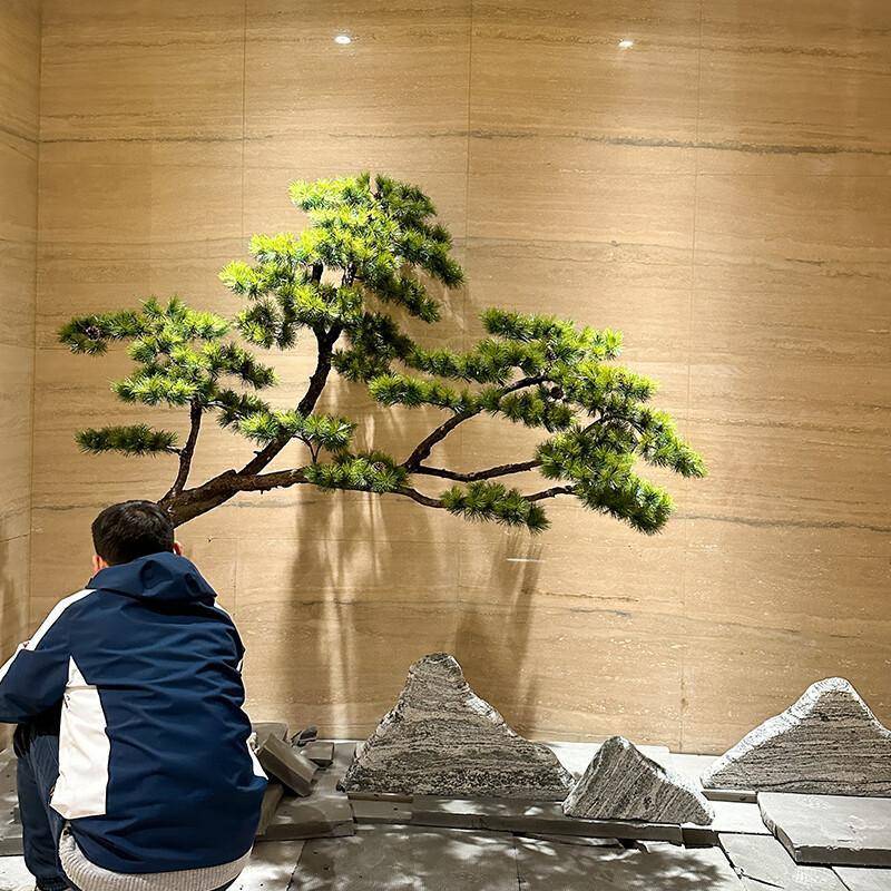 装景仿真迎客松室内造设计罗汉仿真松树松树软绿假植搭配大型橱窗