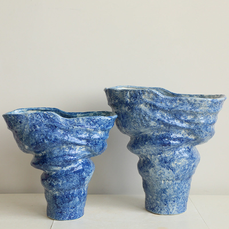 青花色锤纹海螺花器陶瓷花瓶客厅插花新中式玄关装饰台面现代艺术