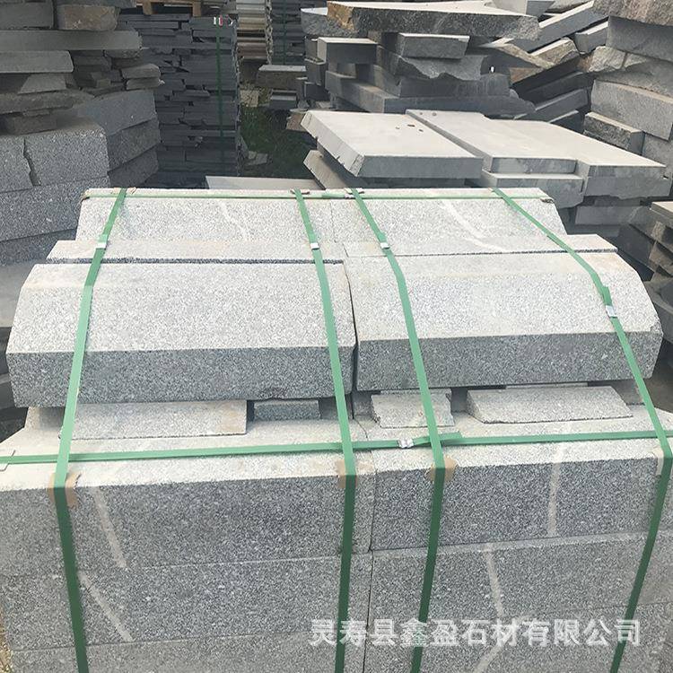 路石花岩直岗角91路道边石路侧石芝麻黑石材马路沿用踏步石
