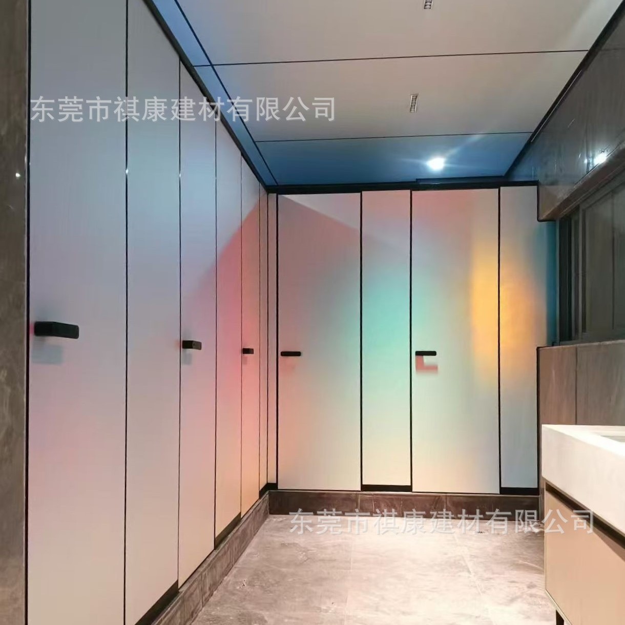 洗手间间隔板厕所防火仿木纹蜂窝铝板金属蜂窝板公共卫生间隔断