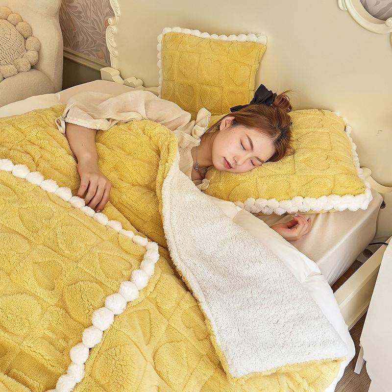 冬季用加厚抱枕小被子两汽珊瑚绒毯办公室靠垫车沙发午睡枕厂家直,居家布艺,抱枕被,淘宝优惠券,粉丝福利购,淘宝优惠卷