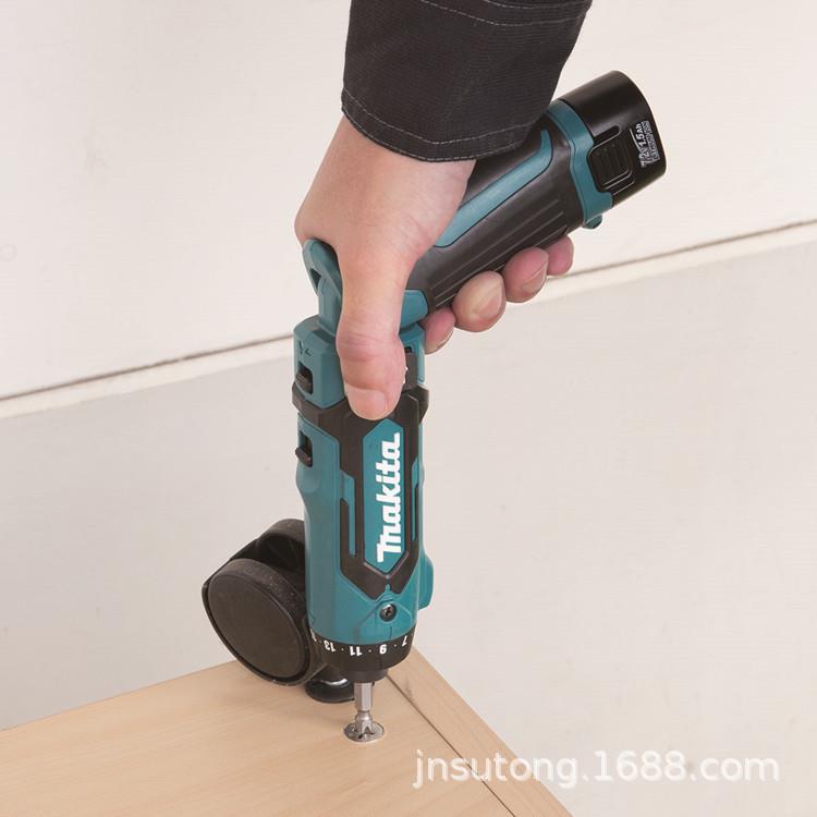 牧田电式冲充击子机DF012DSE电螺丝批TD0充2起KFJ2DSE