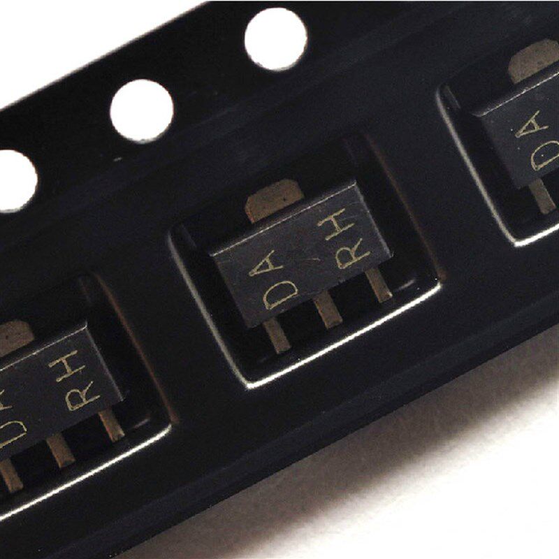 全新 贴片三极管 2SD1664 DA RH 1A/32V NPN 晶体管 SOT-89