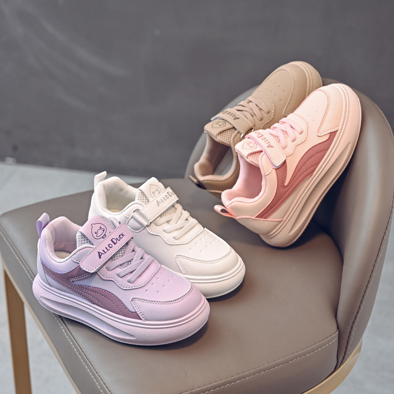 小黄鸭2026新款运动鞋夏款男女童校园表演小白鞋透气网面皮面板鞋,童鞋/婴儿鞋/亲子鞋,板鞋,淘宝优惠券,粉丝福利购,淘宝优惠卷