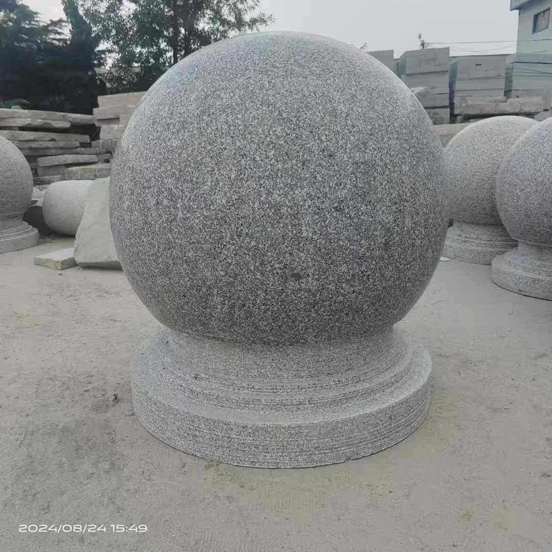 路障石球花岗岩芝麻灰防撞芝麻白实心石球圆形学校挡车光面石墩子